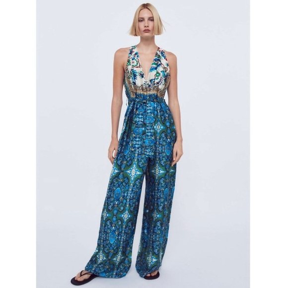 Zara Satin Multicolored Printed Jumpsuit women’s size XS - Picture 1 of 7